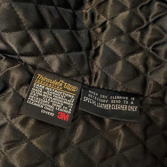 Wilsons Leather Black Leather Jacket Thinsulate Insulation 90s/Y2K Style Size L - Picture 6 of 7